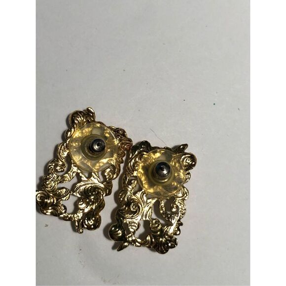 Vintage 1928 Victorian Look Earrings - Picture 4 of 4